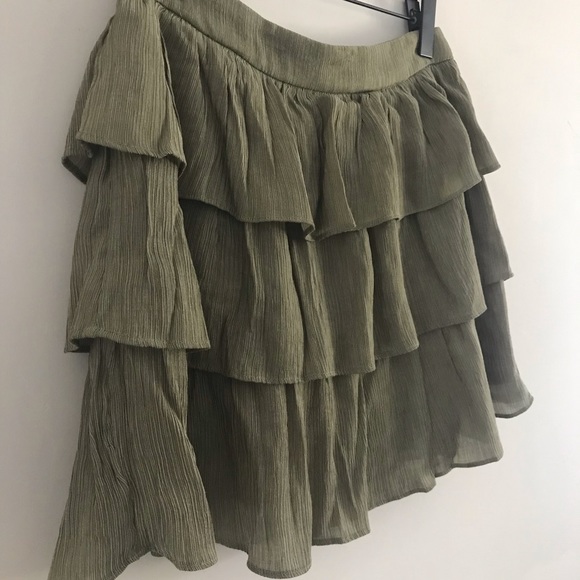 Lulus | Don’t Shed A Tier Sage Green Ruffled Mini Skirt | Medium - Picture 10 of 13